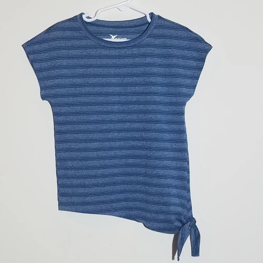2 Old Navy Active Go-Dry Athletic Shirts Tops XS 5